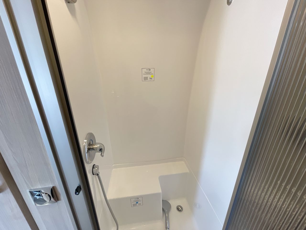 2026 Airstream 25FBT Base