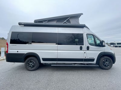 2026 Airstream Rangeline Base