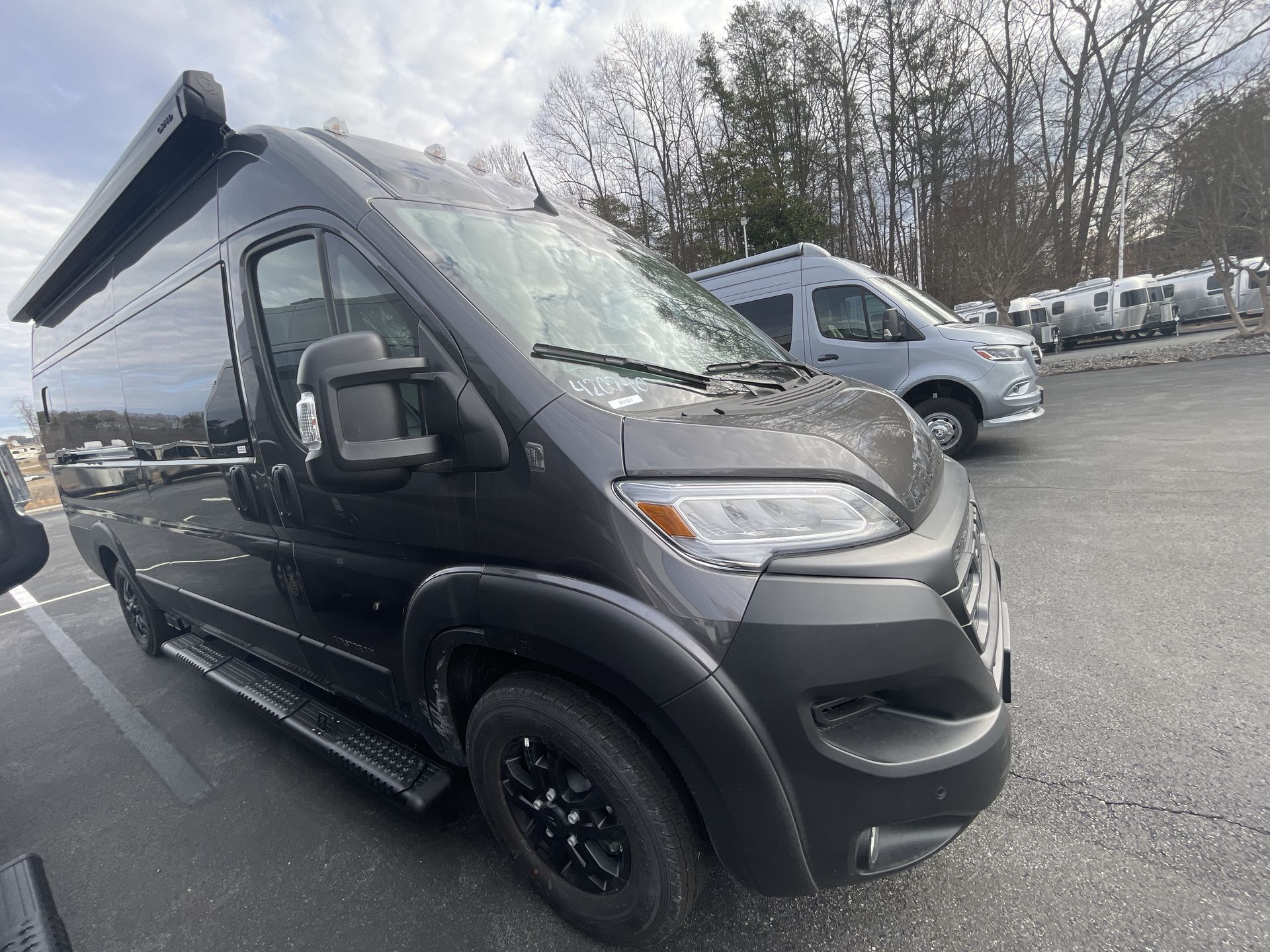 2026 Airstream Rangeline Base