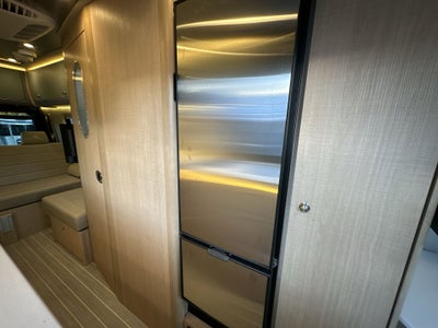 2026 Airstream 24GT Tommy Bahama Base