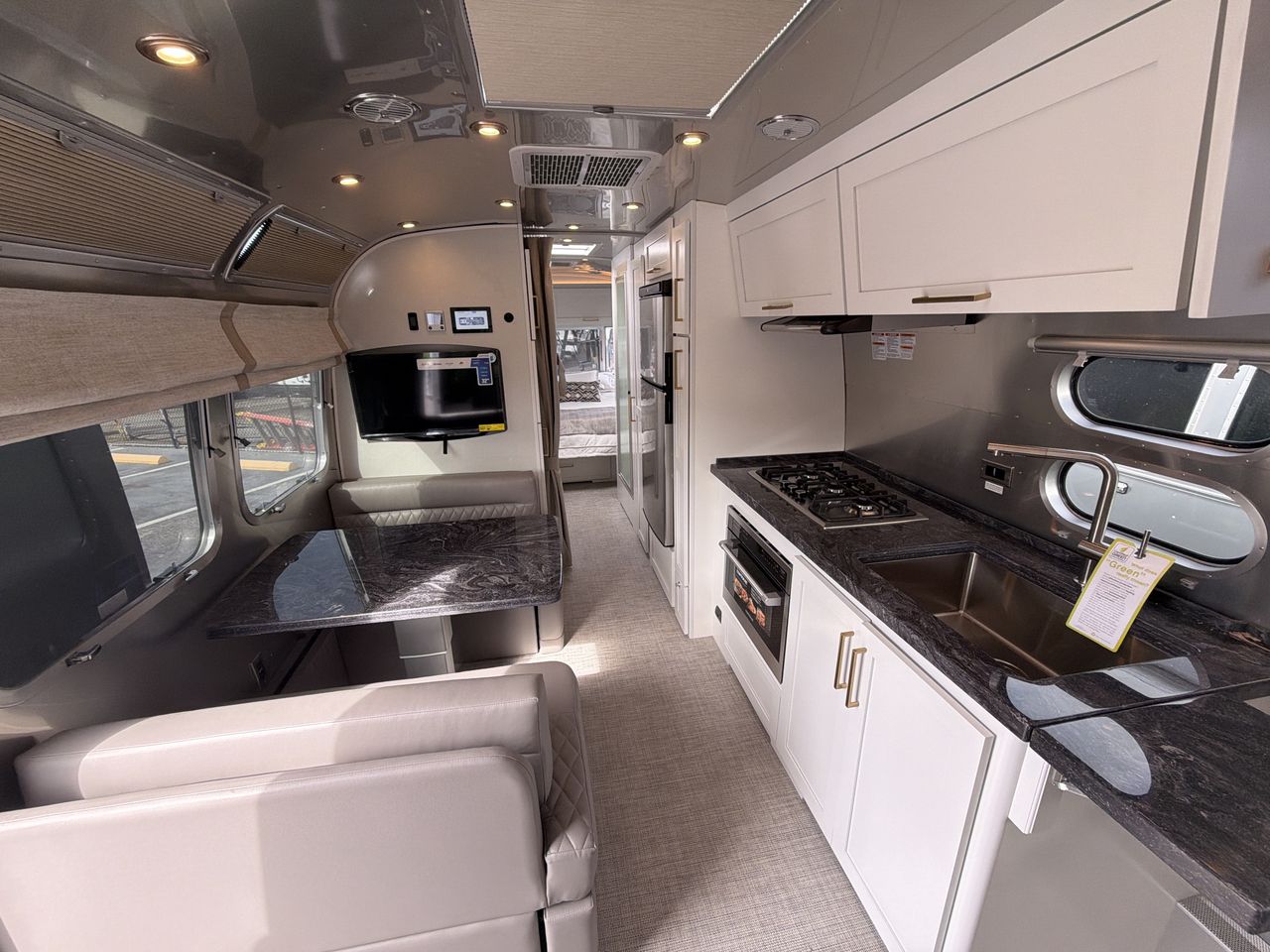 2026 Airstream 28RBQ Base