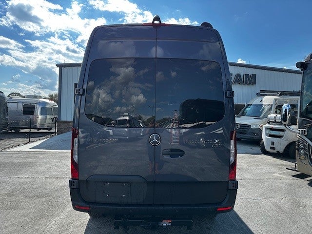 2025 Airstream 19X Base