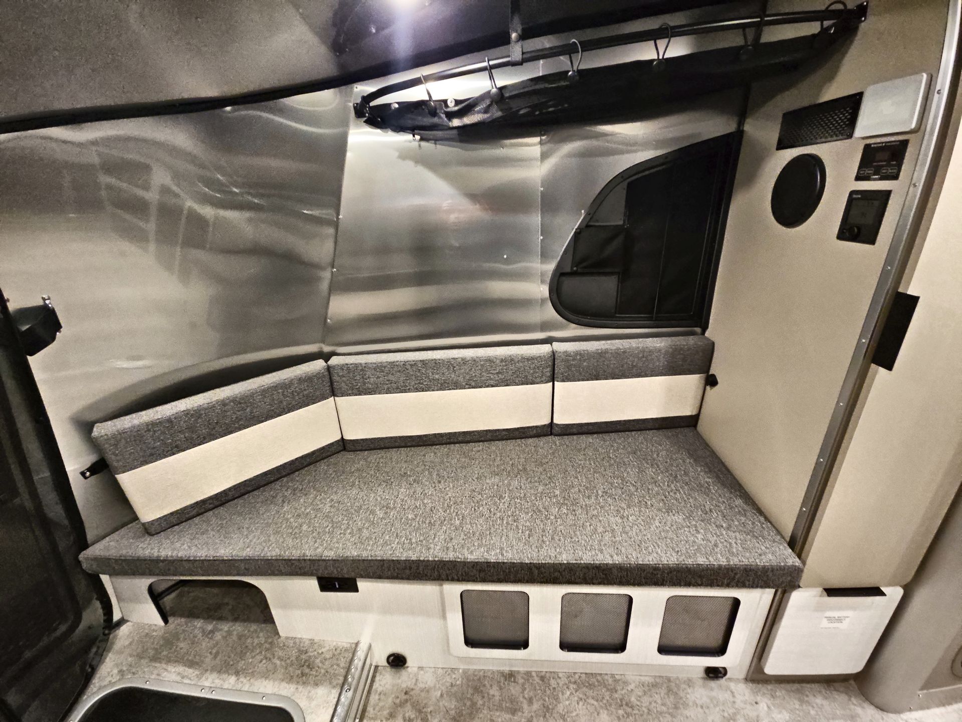 2026 Airstream 20Xe Base