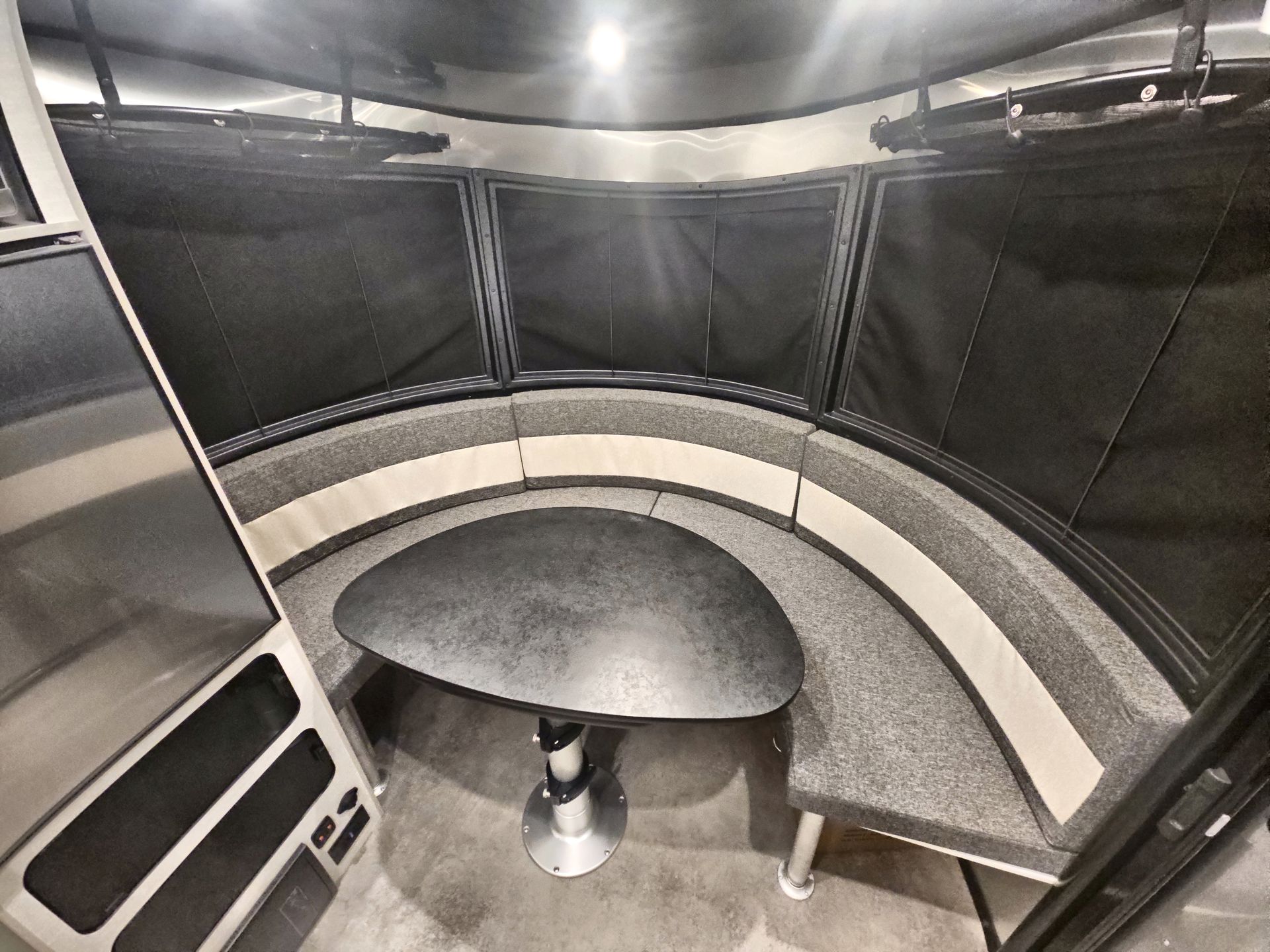 2026 Airstream 20Xe Base