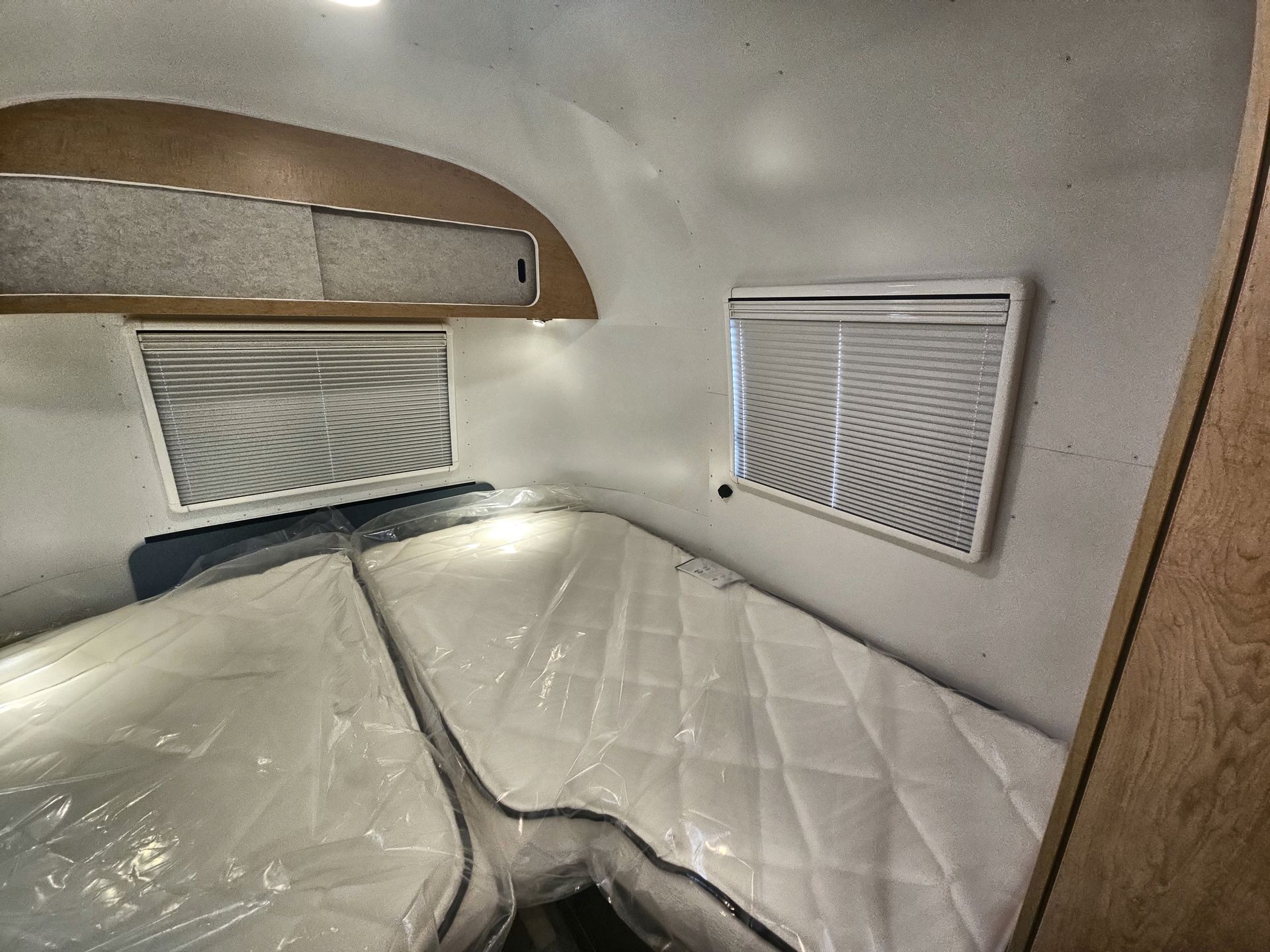 2026 Airstream 22RB Base