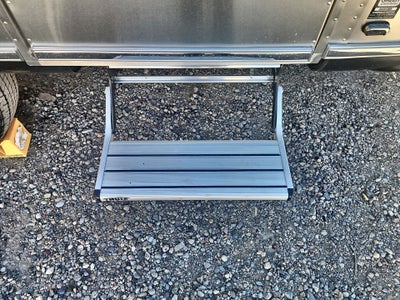 2026 Airstream 16RB Base