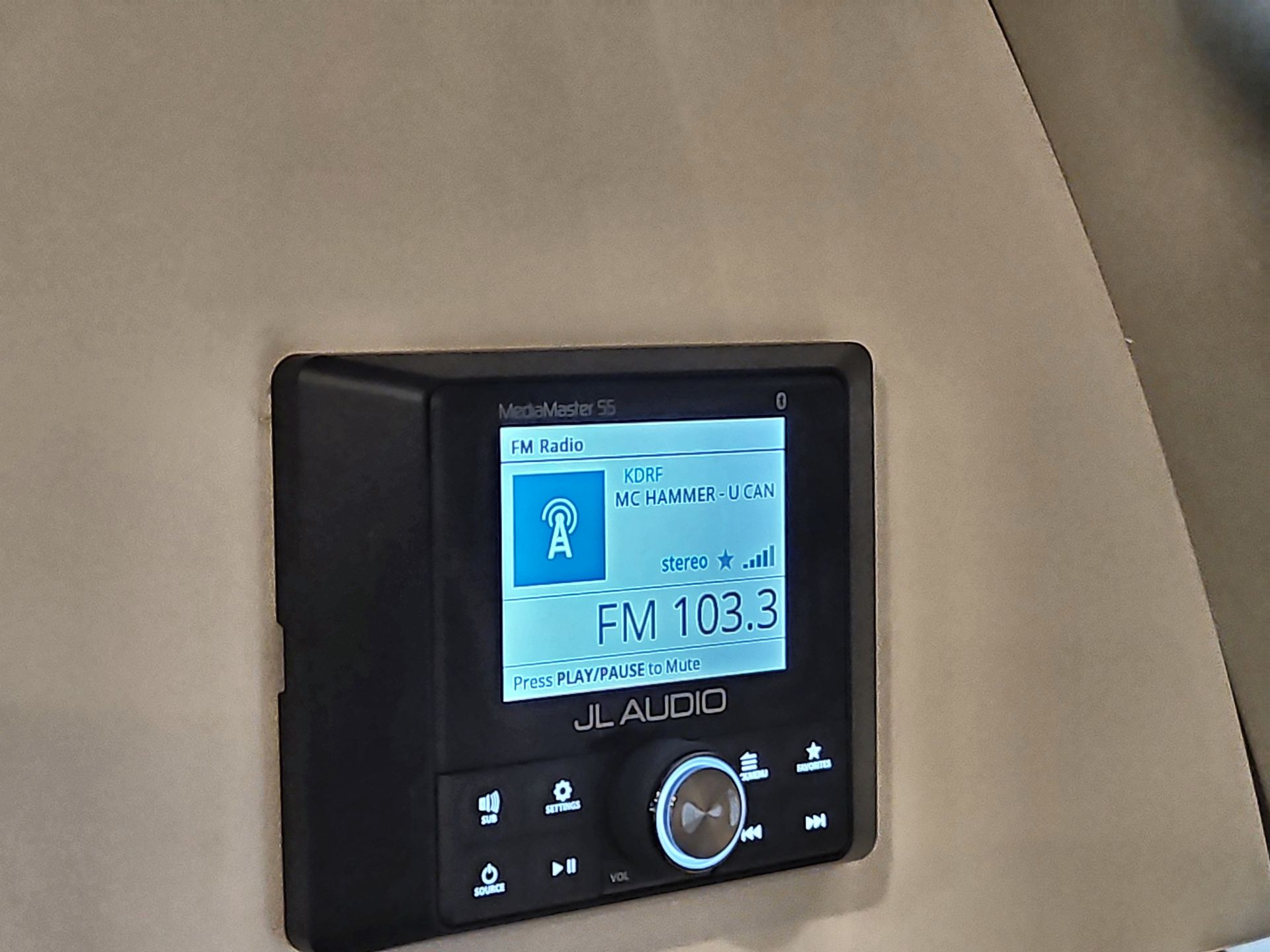 2026 Airstream 28RBQ Base