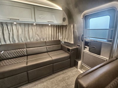 2026 Airstream 28RBQ Base