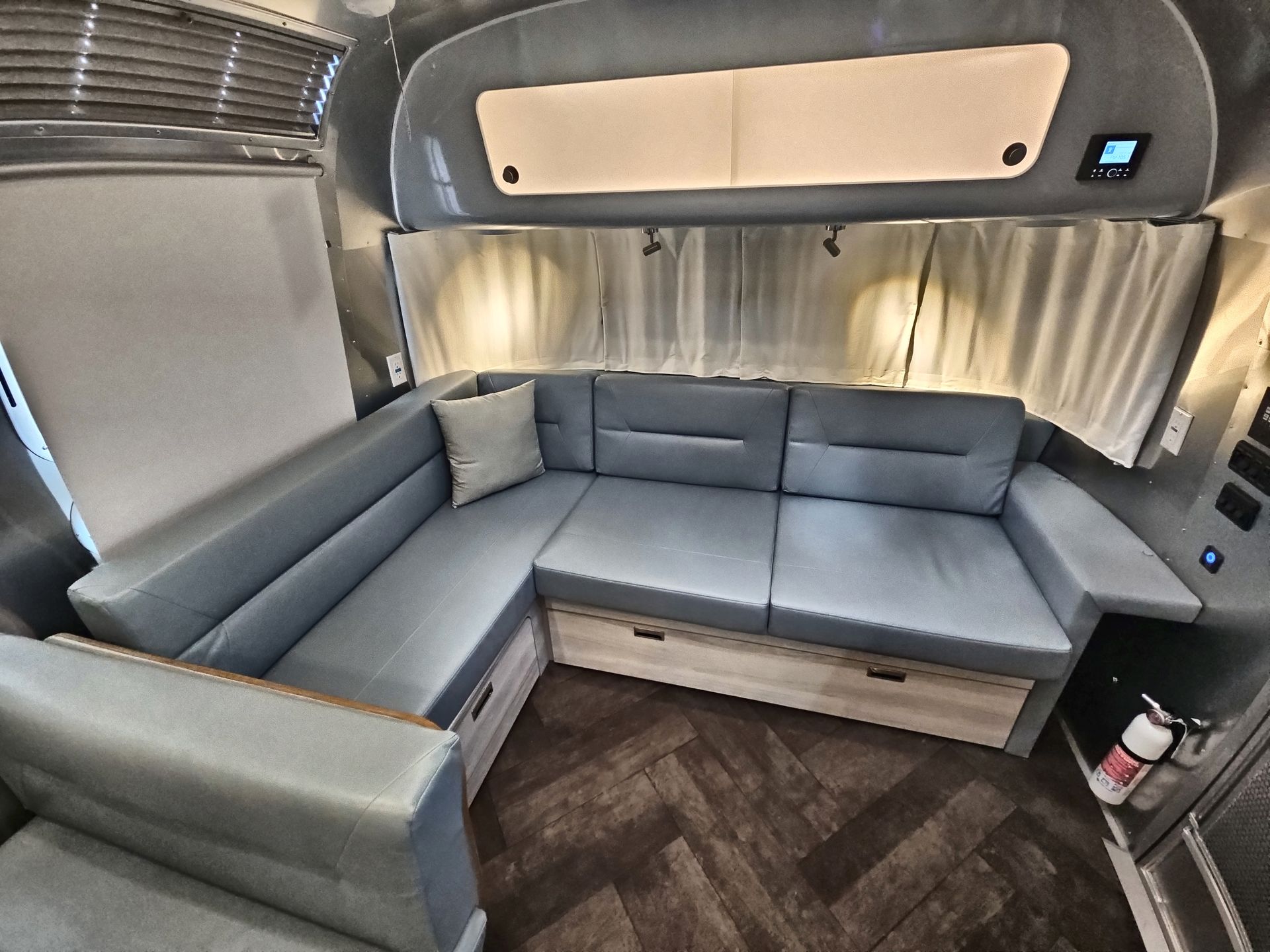 2025 Airstream 30RBQ Base