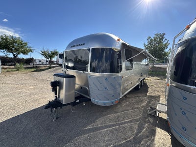 2025 Airstream 27FBT Base
