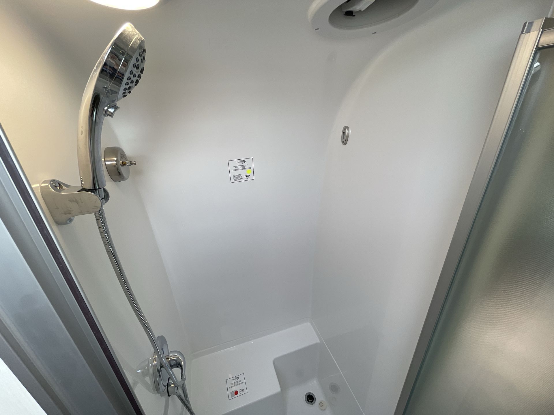 2026 Airstream 27FBT Base