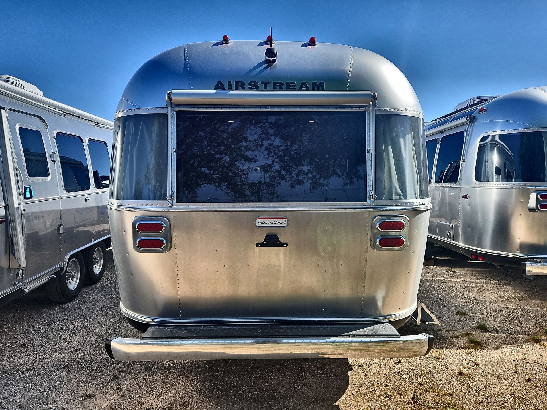 2025 Airstream 27FBT Base