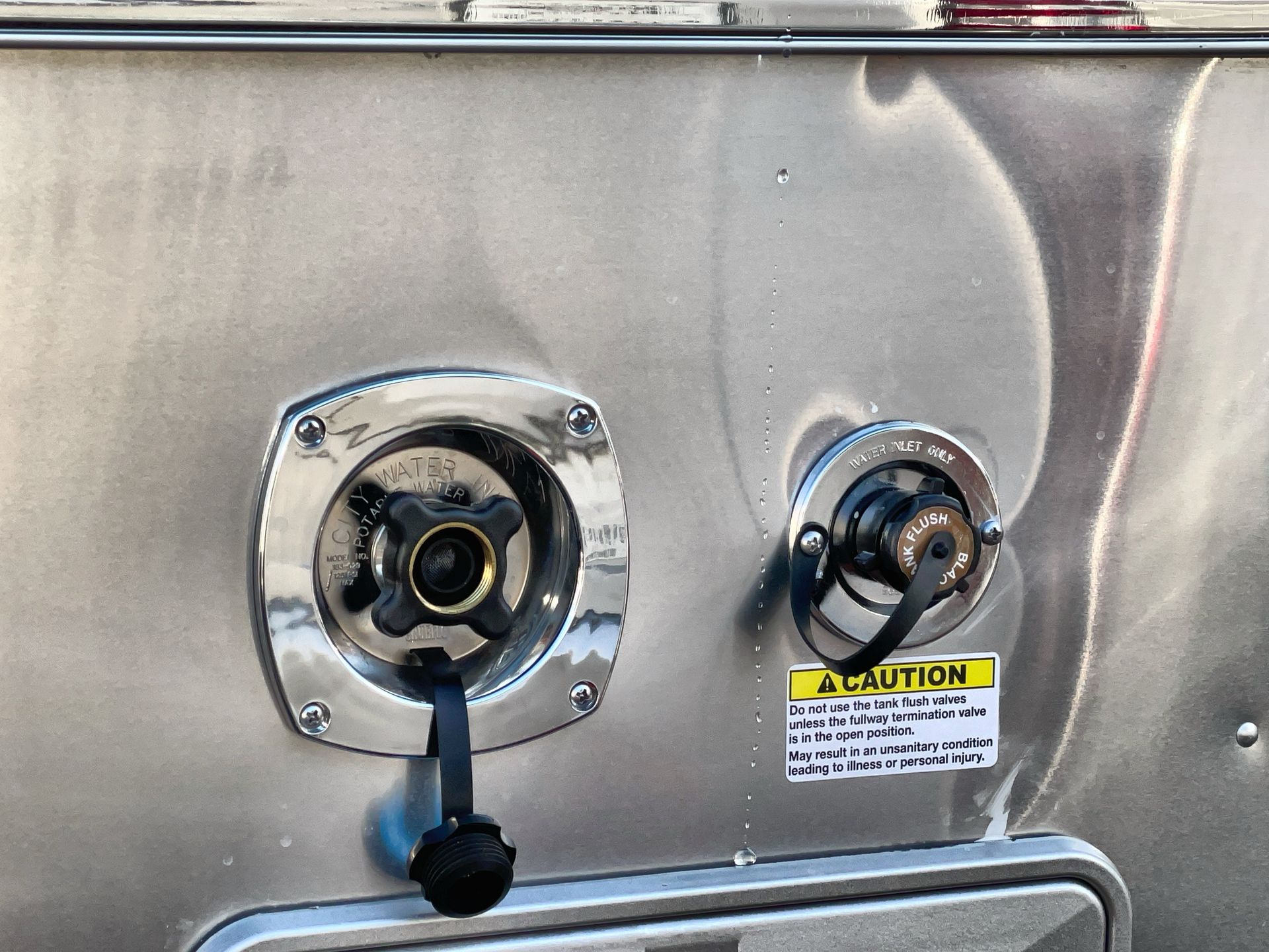 2026 Airstream 16RB Base