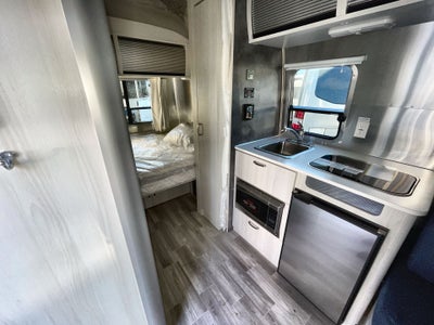2026 Airstream 16RB Base