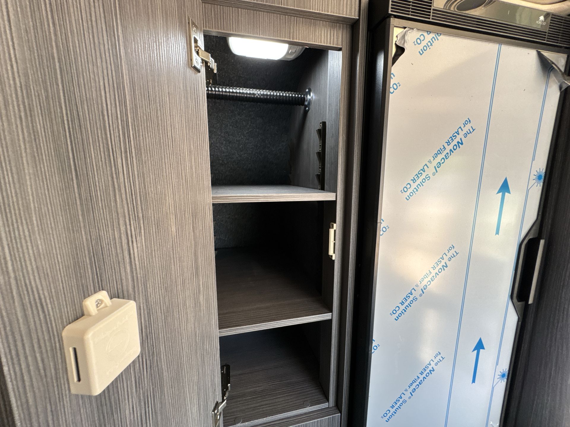 2025 Airstream 19 Base