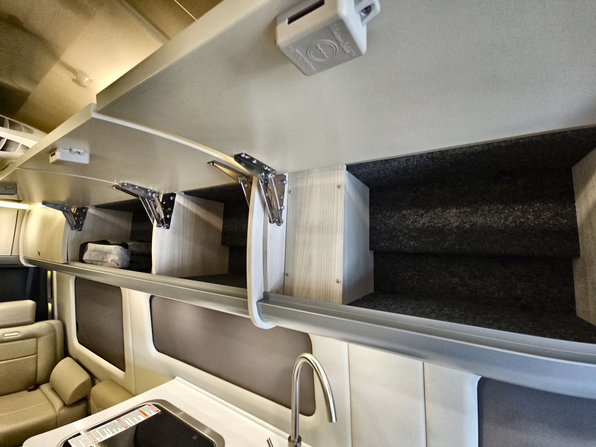 2025 Airstream 24GL Base