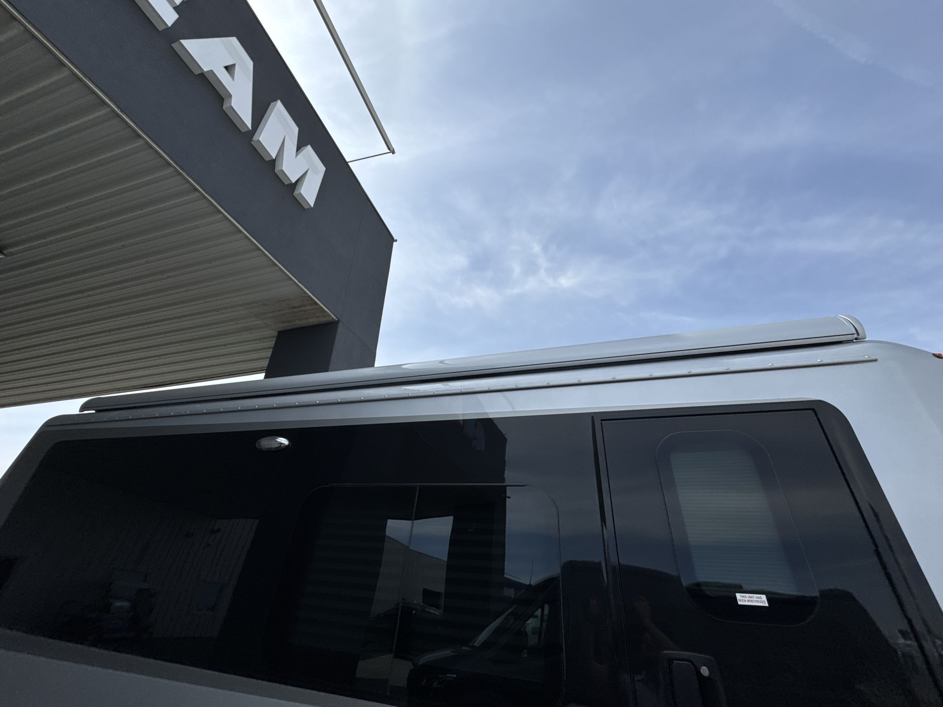 2025 Airstream Murphy Suite Base