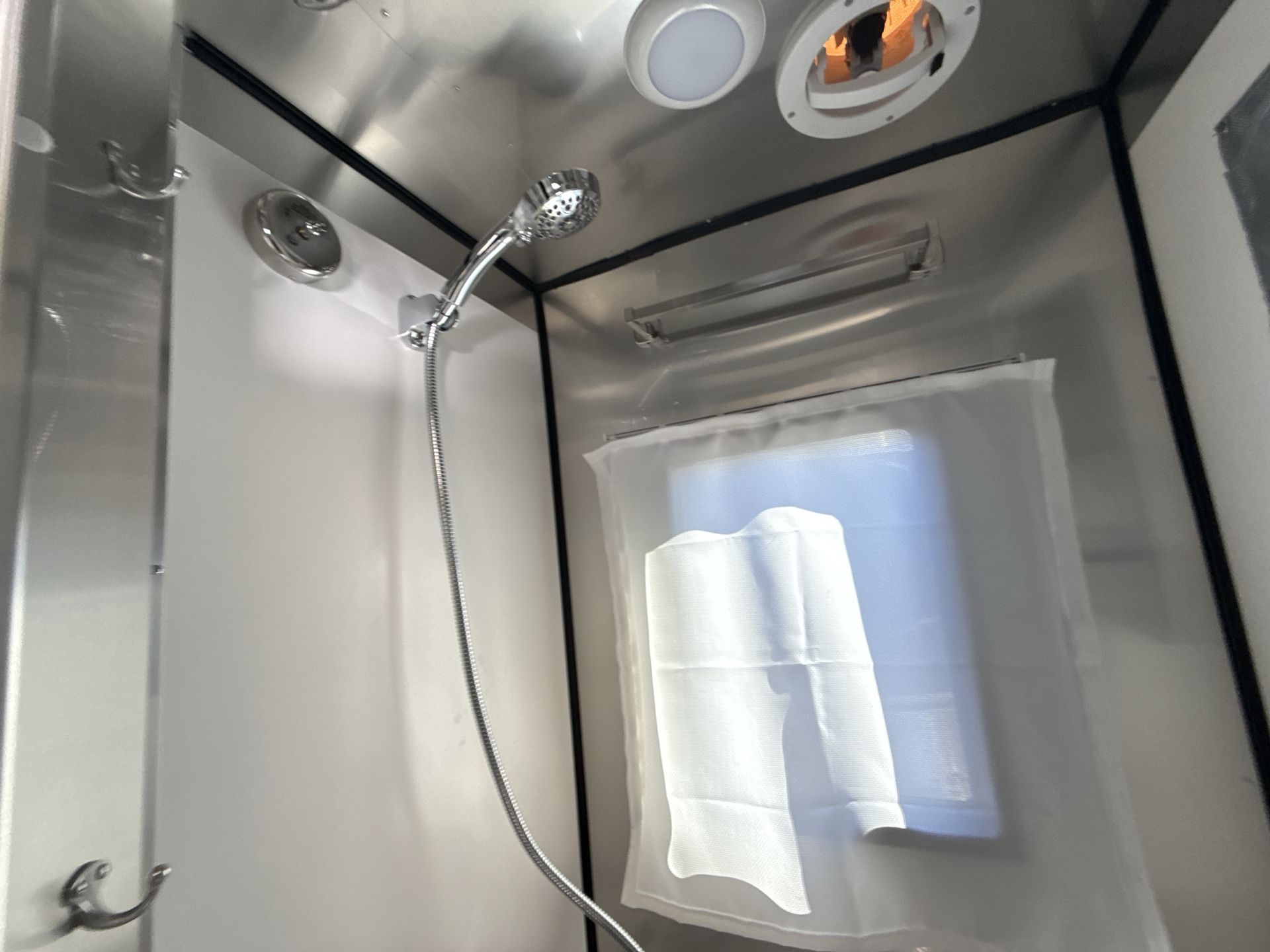 2026 Airstream 20Xe Base