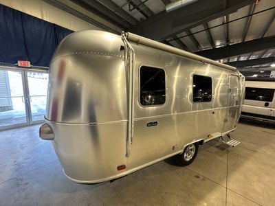 2026 Airstream 22RB Base