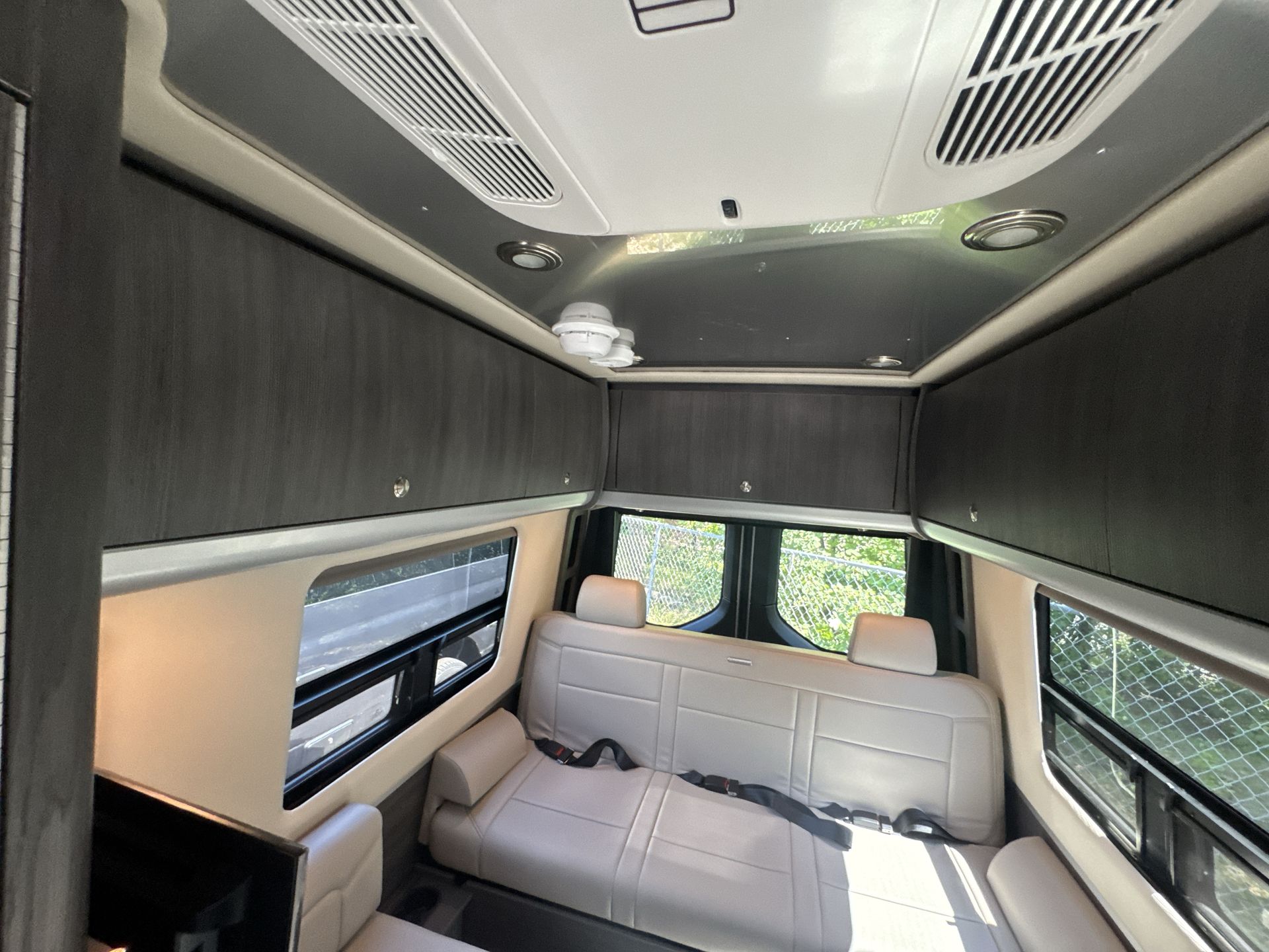 2026 Airstream 24GL Base