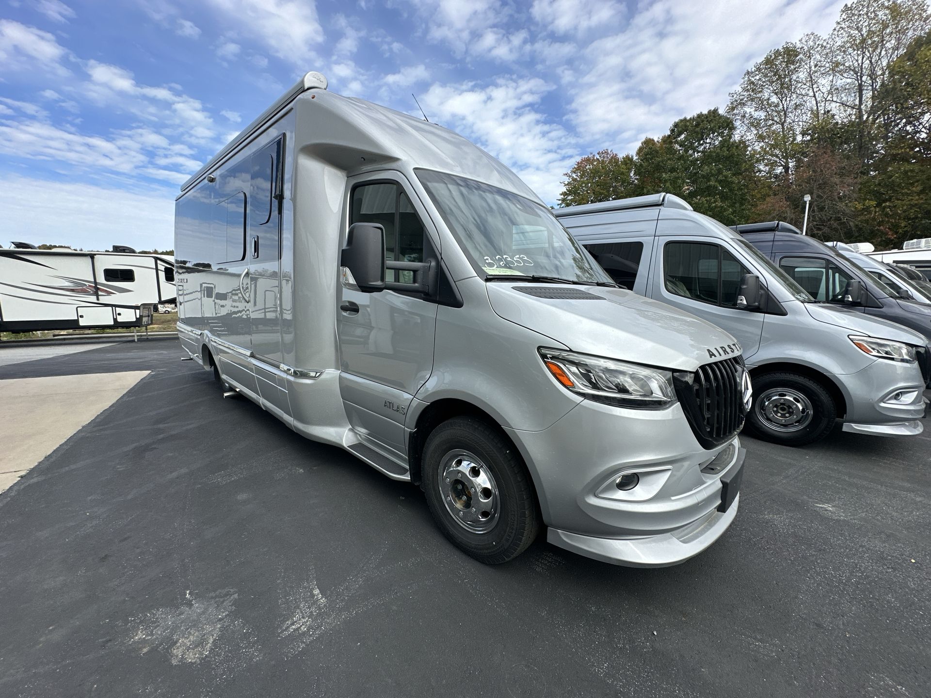 2026 Airstream Murphy Suite Base