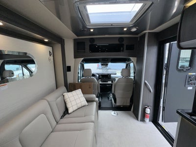 2026 Airstream Murphy Suite Base