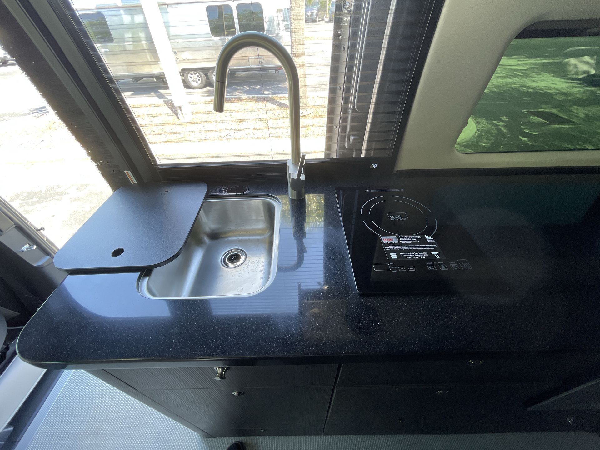 2025 Airstream 24GT Base