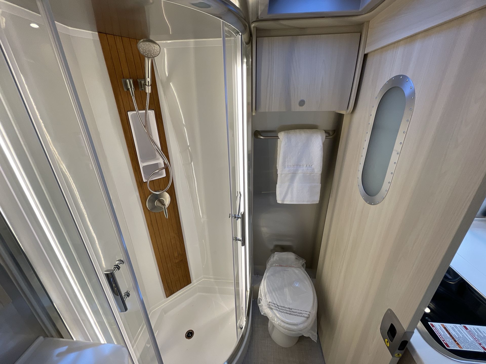 2025 Airstream Murphy Suite Base
