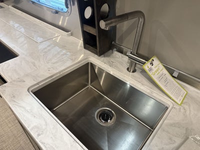 2026 Airstream 33FBT Base