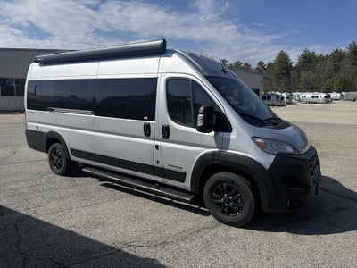 2025 Airstream Rangeline Base