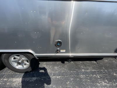 2025 Airstream 30FBBT Base