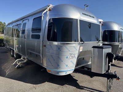 2026 Airstream 30FBBT Base