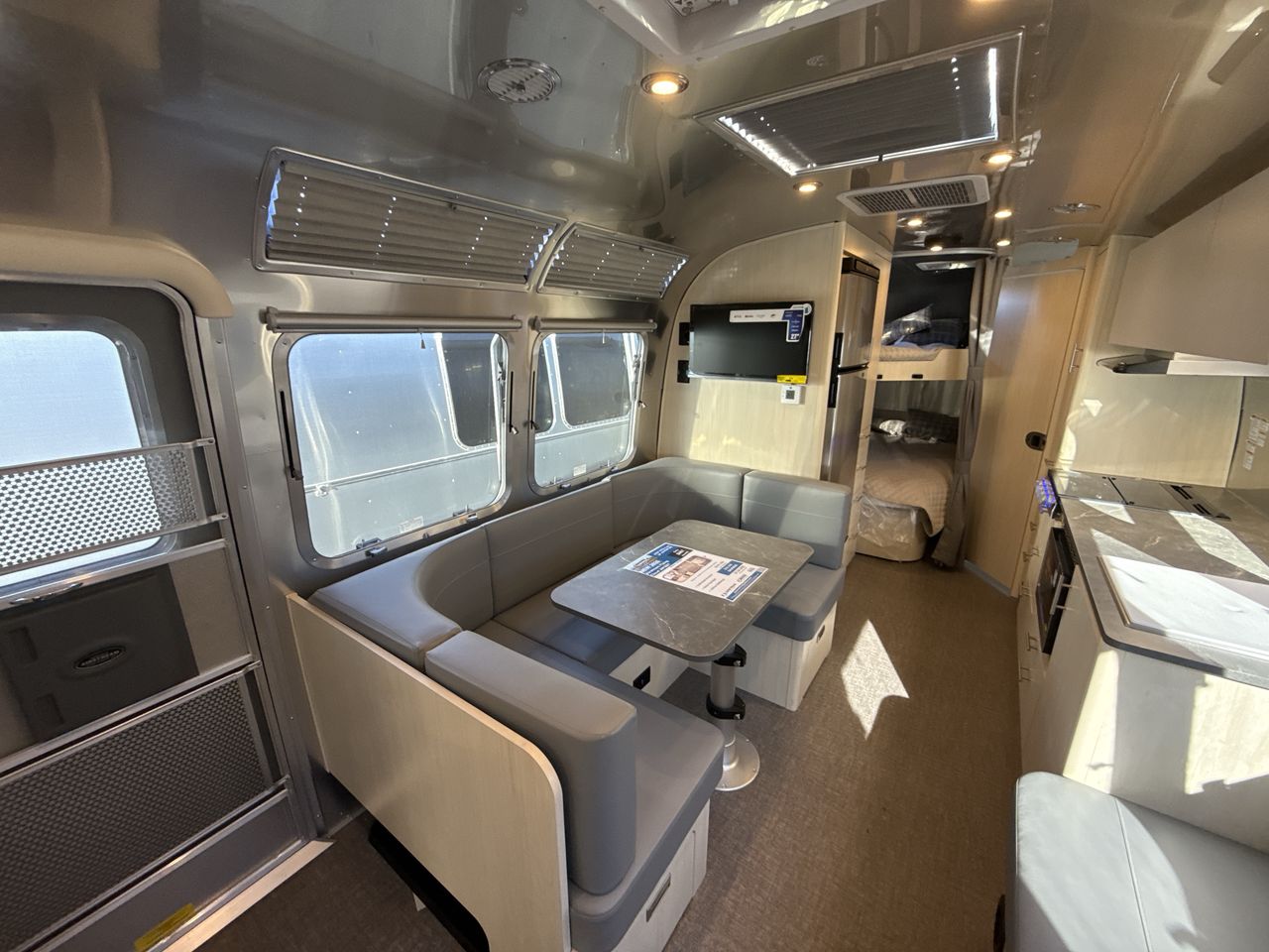 2026 Airstream 30FBBT Base