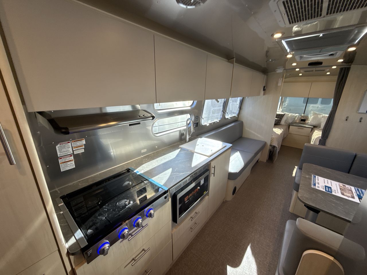 2026 Airstream 30FBBT Base