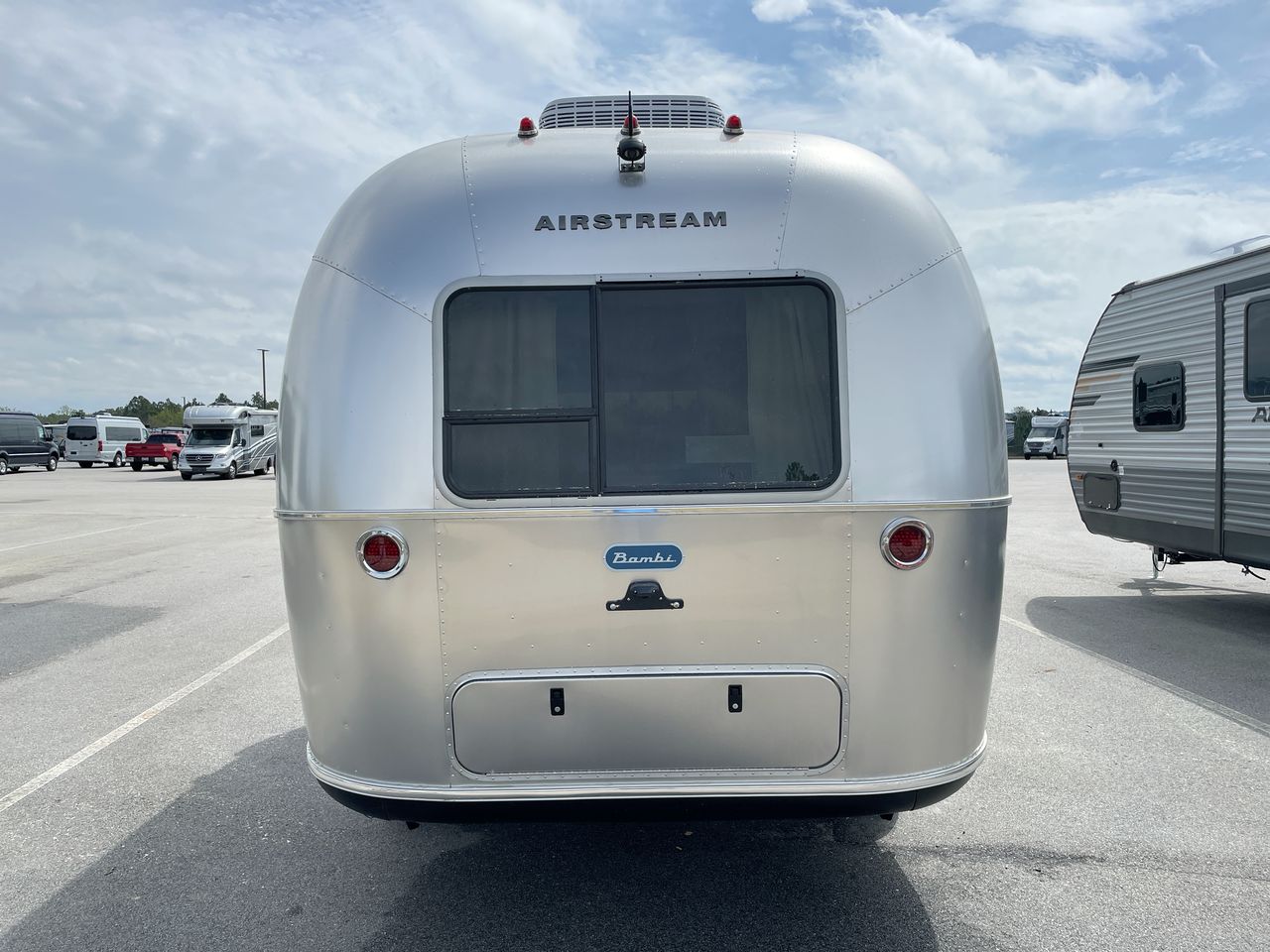 2025 Airstream 16RB Base