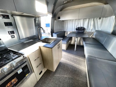 2026 Airstream 23FBT Base