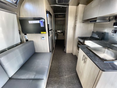 2026 Airstream 23FBT Base