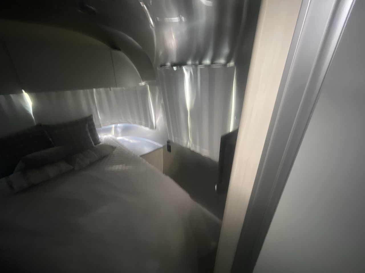 2026 Airstream 28RBQ Base