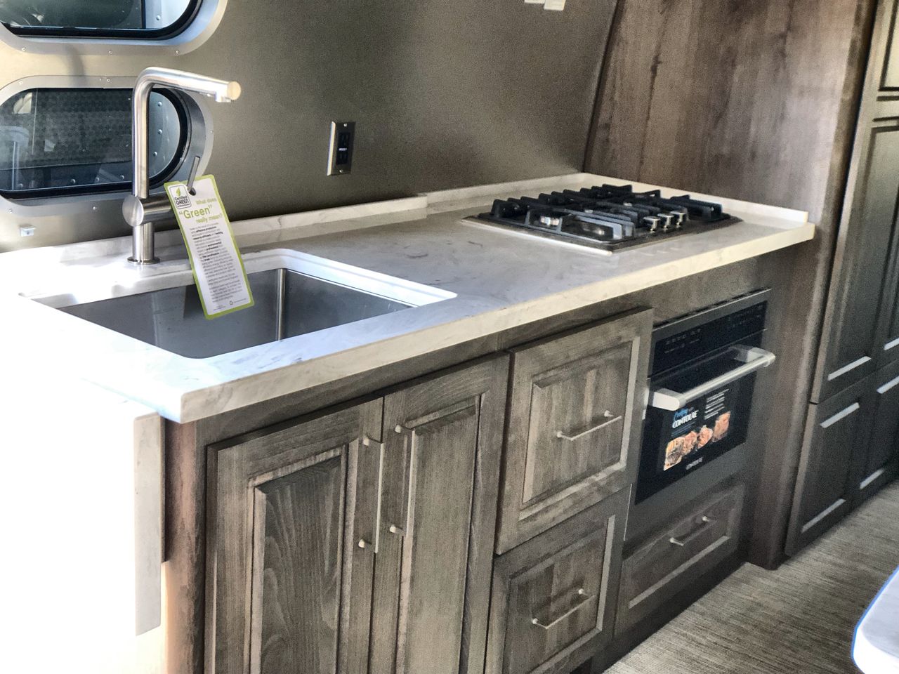 2026 Airstream 30RBT Base