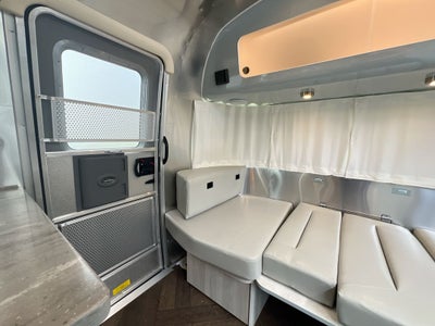 2025 Airstream 25FBT Base