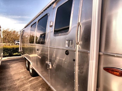2026 Airstream 28RBQ Base