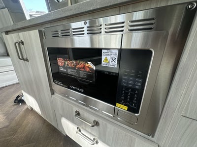 2025 Airstream 30RBQ Base