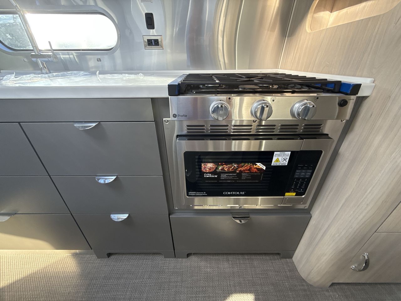 2026 Airstream 30RBQ Base