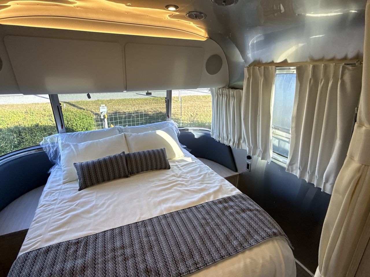 2026 Airstream 30RBQ Base
