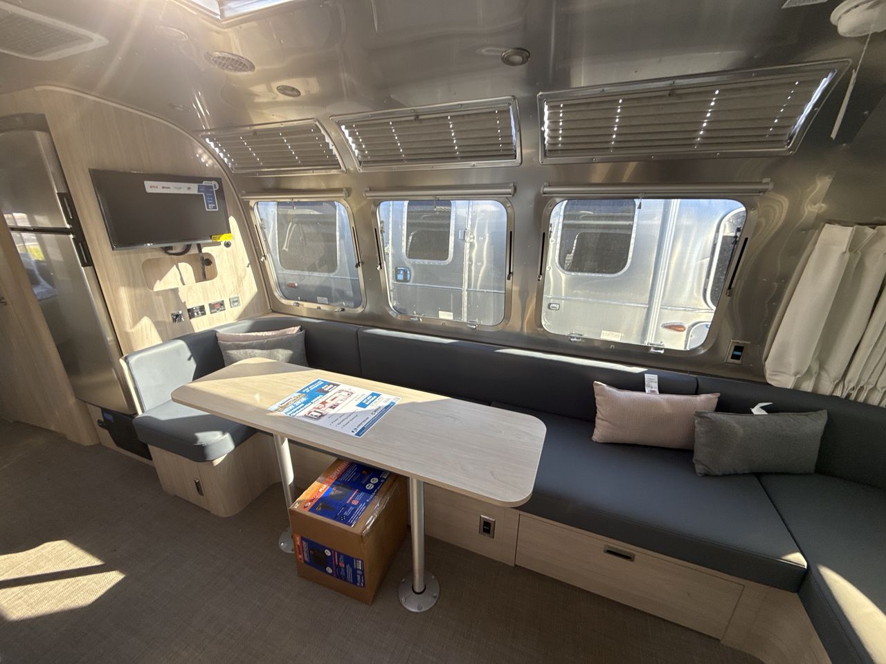 2026 Airstream 30RBQ Base