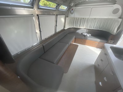 2026 Airstream 30RBQ Base