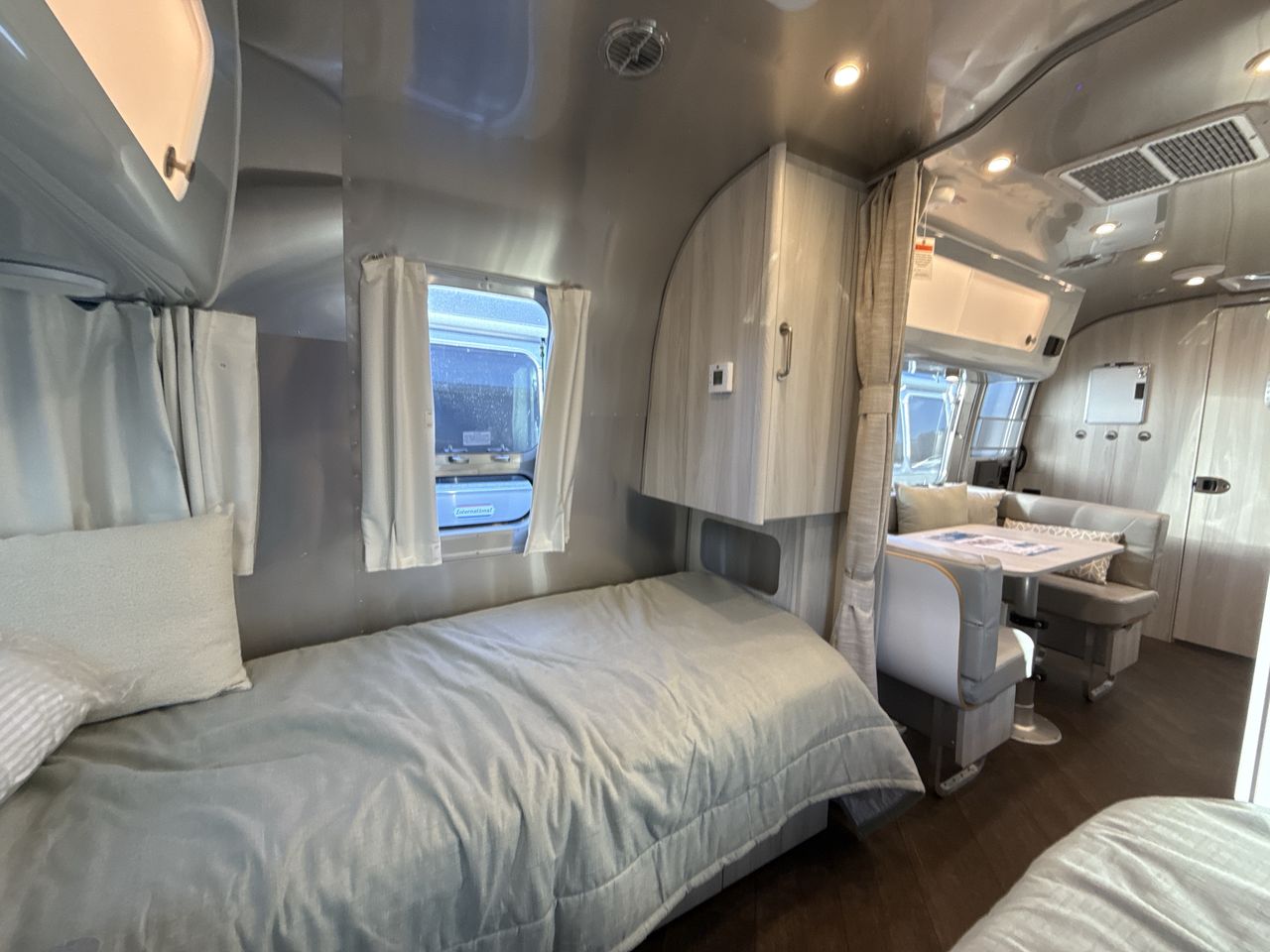 2026 Airstream 23FBT Base