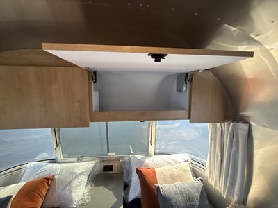 2026 Airstream 23FBT Base