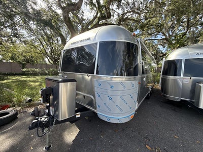 2025 Airstream 27FBQ Base