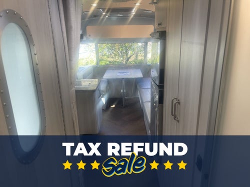 2026 Airstream 27FBT Base